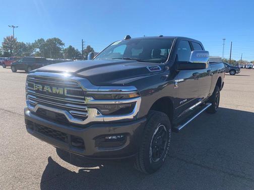2025 RAM 2500 Laramie Crew Cab 4x4 6'4' Box