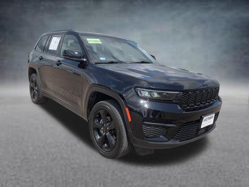 2022 Jeep Grand Cherokee Altitude