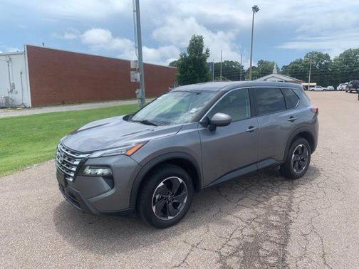 Gun Metallic 2025 Nissan Rogue SV