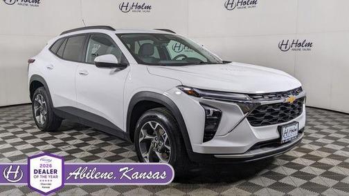 Summit White 2025 Chevrolet Trax LT