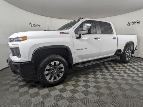 2024 Chevrolet Silverado 2500 Custom