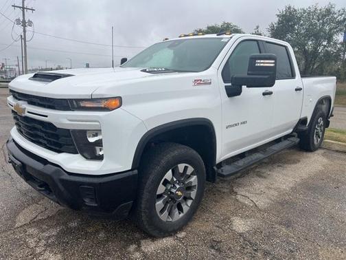 2024 Chevrolet Silverado 2500 Custom
