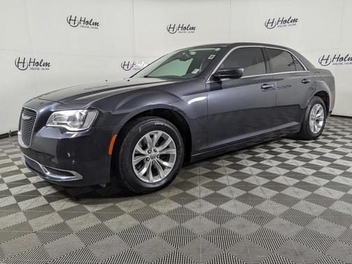 2015 Chrysler 300 Limited