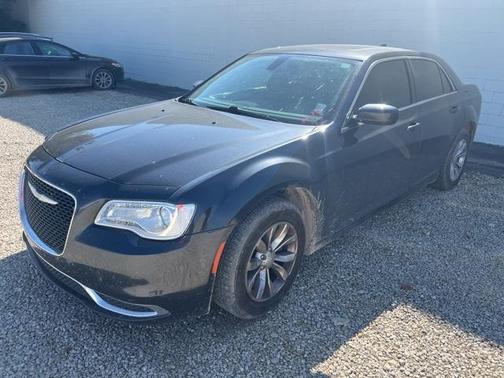 2015 Chrysler 300 Limited