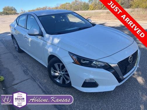 2022 Nissan Altima 2.5 S