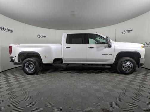 2022 Chevrolet Silverado 3500 LTZ