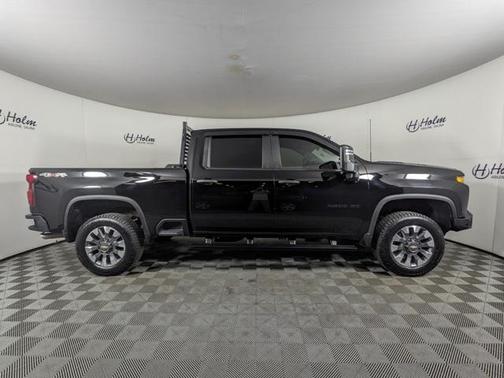 2022 Chevrolet Silverado 2500 Custom