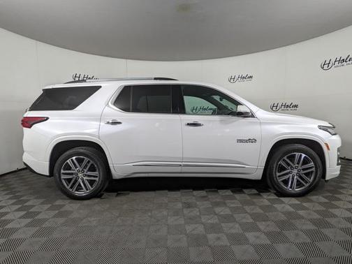 2022 Chevrolet Traverse High Country