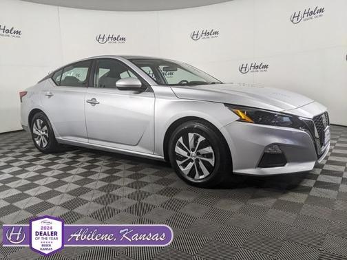2022 Nissan Altima 2.5 S