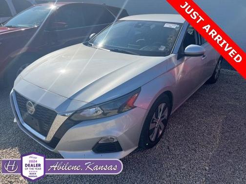 2022 Nissan Altima 2.5 S
