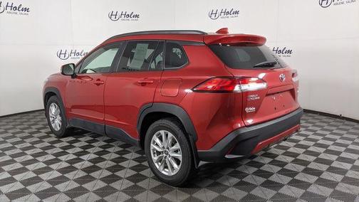 Barcelona Red Metallic 2022 Toyota Corolla Cross LE
