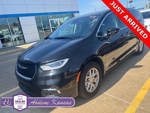 2024 Chrysler Pacifica Touring-L