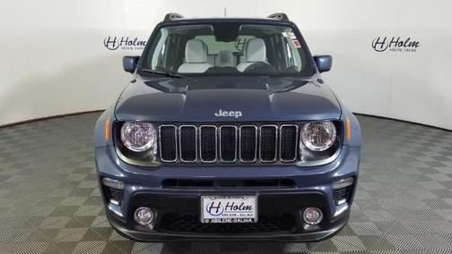 Photo 5 of 30 of 2020 Jeep Renegade Latitude