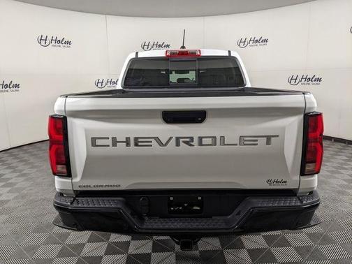 Summit White 2024 Chevrolet Colorado Z71