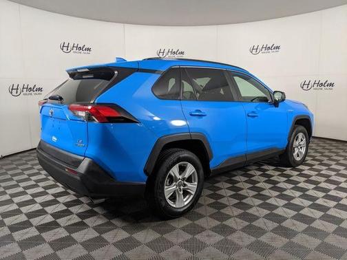 2021 Toyota RAV4 Hybrid LE