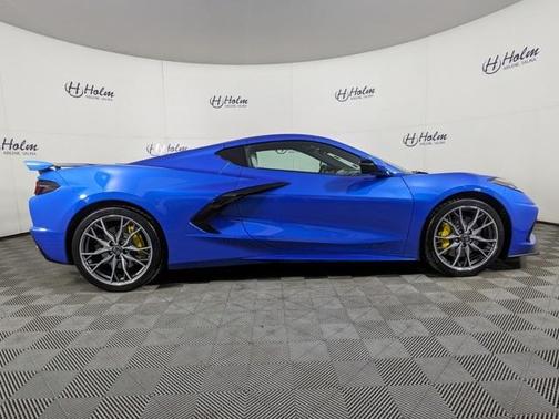 2026 Chevrolet Corvette Stingray w/2LT