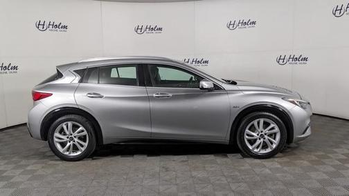 2019 INFINITI QX30 Luxe