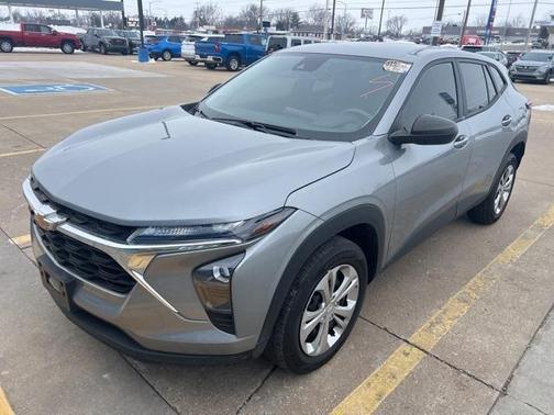 2024 Chevrolet Trax LS