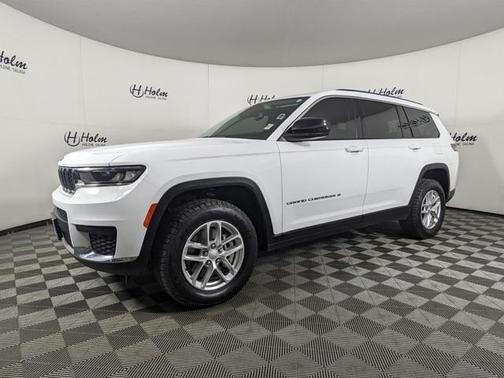 2022 Jeep Grand Cherokee L Laredo