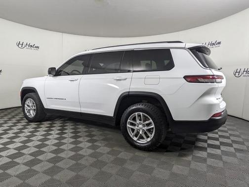 2022 Jeep Grand Cherokee L Laredo