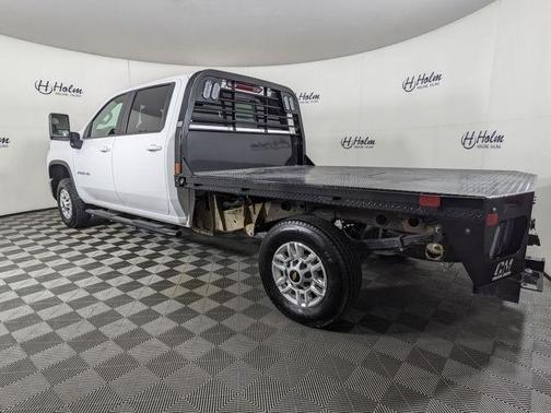 Summit White 2025 Chevrolet Silverado 2500 LT