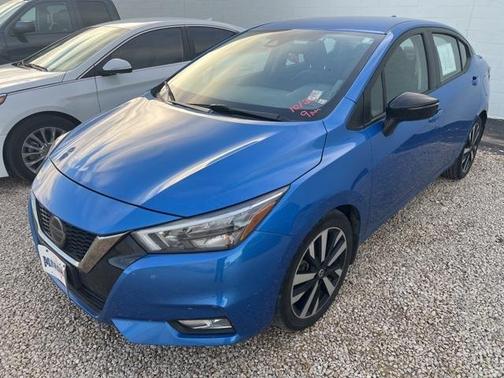 2021 Nissan Versa 1.6 SR