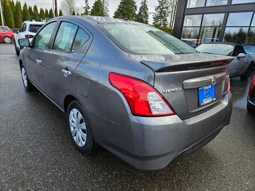 2016 Nissan Versa 1.6 SV