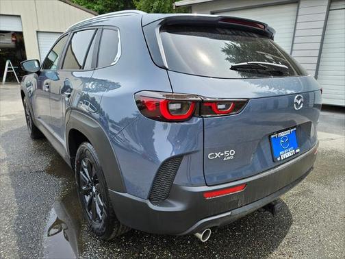 2025 Mazda CX-50 2.5 S Preferred Package