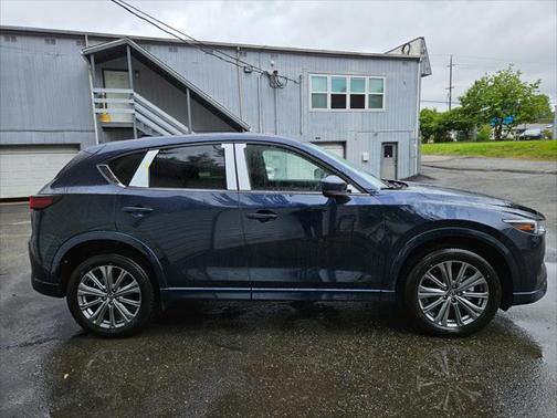 2025 Mazda CX-5 Signature