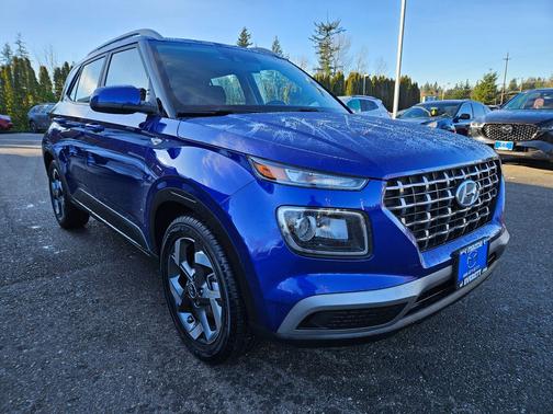 2022 Hyundai VENUE SEL