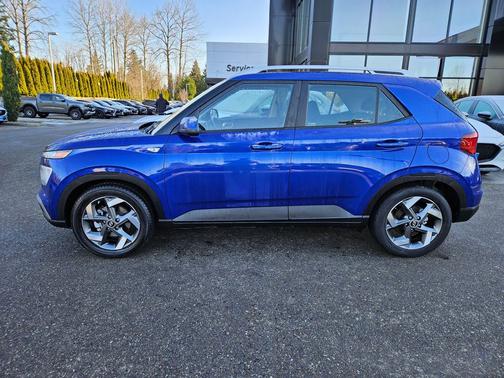 2022 Hyundai VENUE SEL