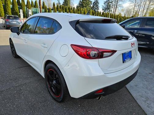 2015 Mazda Mazda3 i Sport