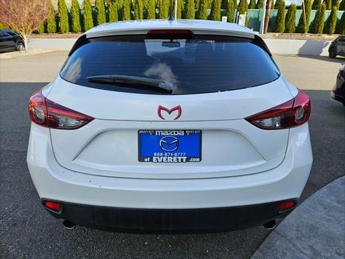 2015 Mazda Mazda3 i Sport