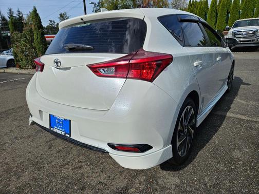 2017 Toyota Corolla iM Base