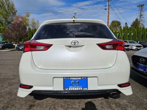 2017 Toyota Corolla iM Base