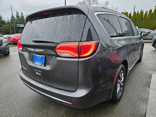 2020 Chrysler Pacifica Touring-L Plus
