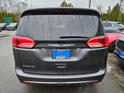2020 Chrysler Pacifica Touring-L Plus