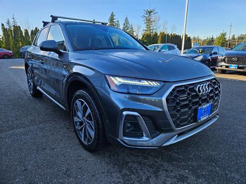 2022 Audi Q5 45 S line Prestige