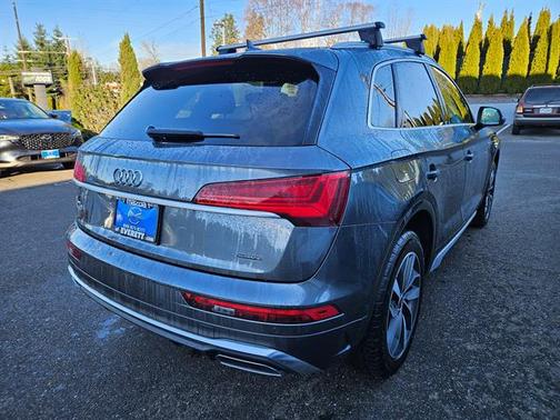 2022 Audi Q5 45 S line Prestige