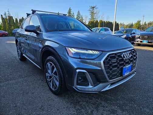 2022 Audi Q5 45 S line Prestige