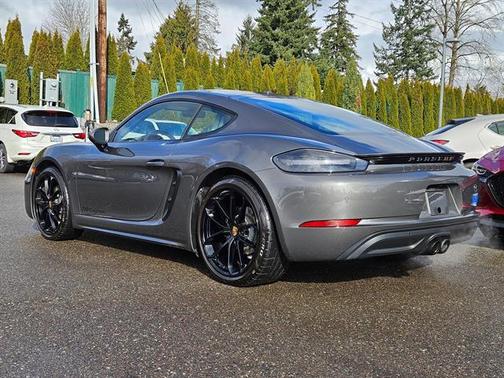 2024 Porsche 718 Cayman Style Edition