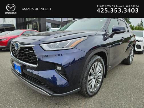 2022 Toyota Highlander Hybrid Platinum