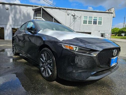 2025 Mazda Mazda3 FWD w/Preferred Package