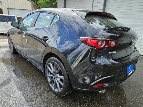 2025 Mazda Mazda3 FWD w/Preferred Package