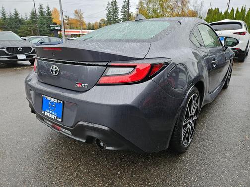 2023 Toyota GR86 Base