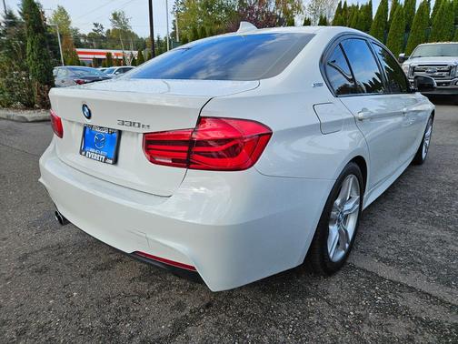 2018 BMW 330e iPerformance