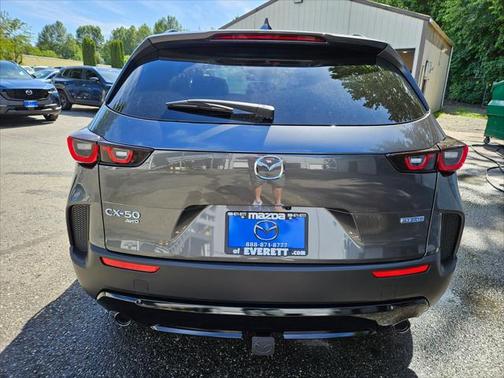 2025 Mazda CX-50 Hybrid Premium Package