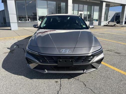 2024 Hyundai ELANTRA HEV Blue