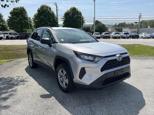 2022 Toyota RAV4 Hybrid LE