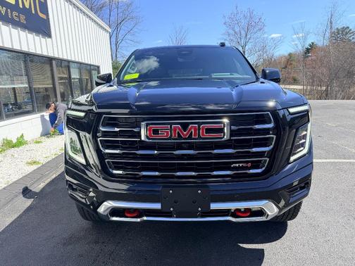 Onyx Black 2026 GMC Yukon AT4